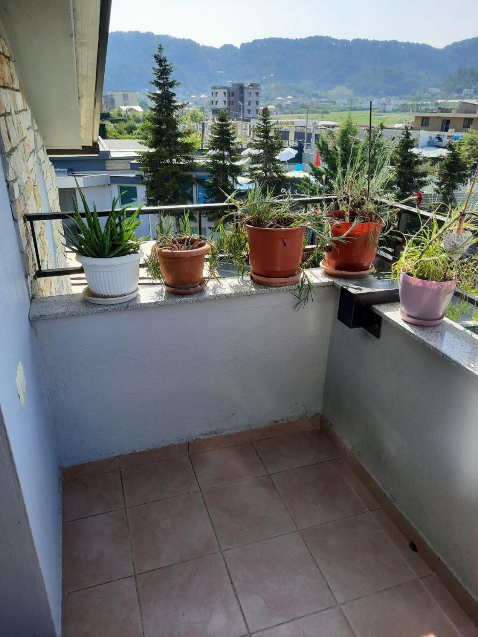 Luander Hotel Tirana Quarto foto